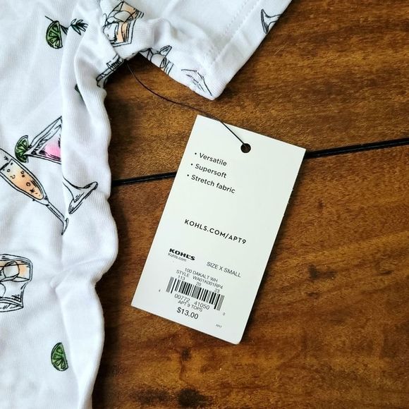 Apt 9 V-neck Tee- Summer Cocktails - Picture 5 of 5